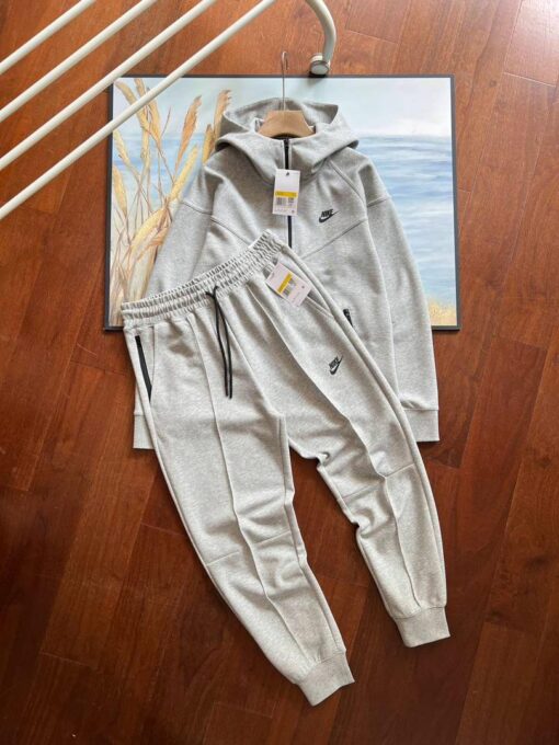 Nike Tech Fleece 2024