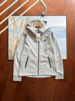 Nike Tech Fleece 2024 - Image 2