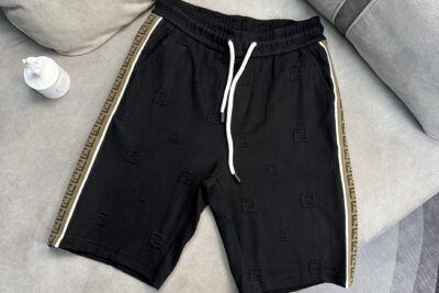 Shorts Gold
