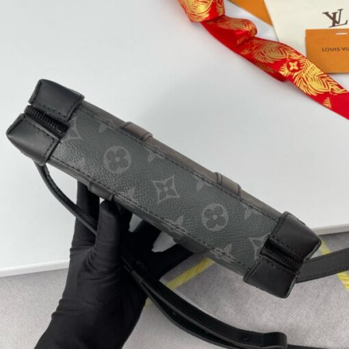 LV Wallet Bag - Image 4