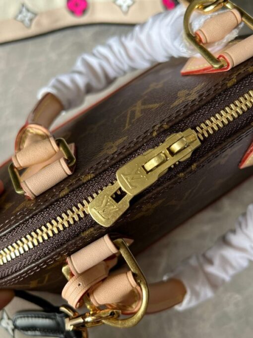 LV Shoulder Bag - Image 3