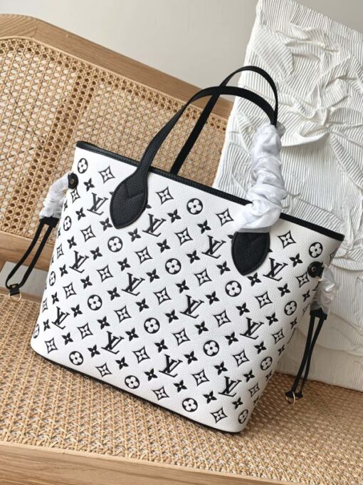 LV Tote Bag - Image 3