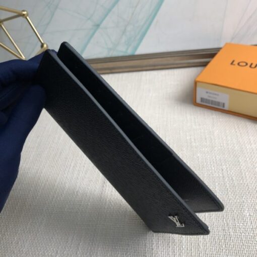 LV Wallet - Image 4