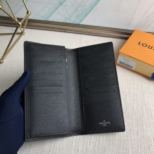 LV Wallet - Image 3