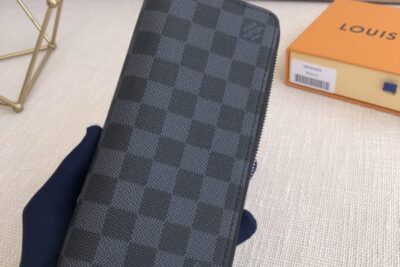 LV Wallet
