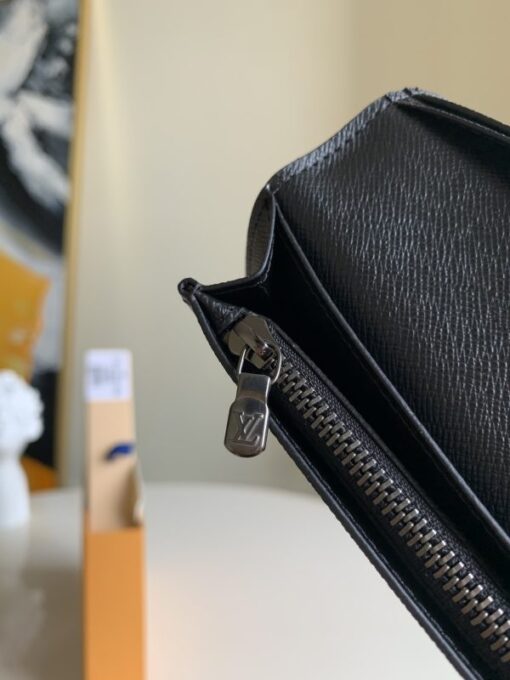 LV Wallet - Image 5