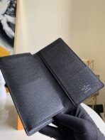 LV Wallet - Image 4