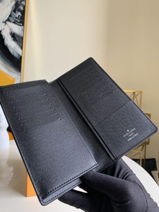 LV Wallet - Image 4