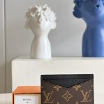 LV Wallet