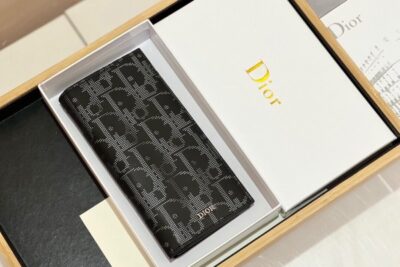 Dior Wallet