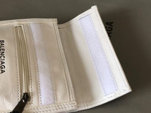 Balenciaga Wallet - Image 4