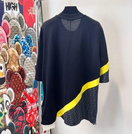 Fendi T-Shirt - Image 2