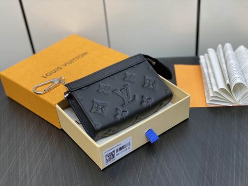 LV