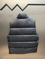 Double sided standing collar vest - Image 2