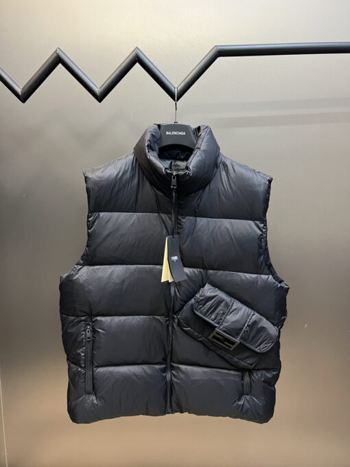 Double sided standing collar vest
