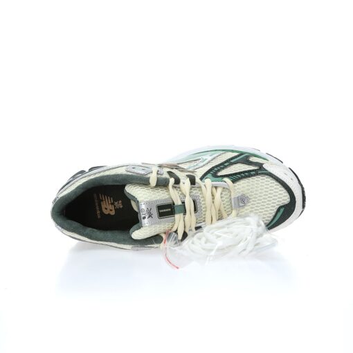 New Balance M1906R - Image 4