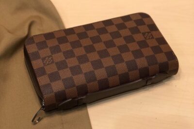 LV Wallet