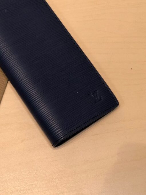 LV Wallet - Image 4