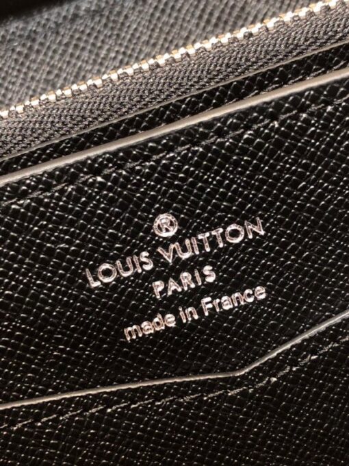 LV Wallet - Image 5