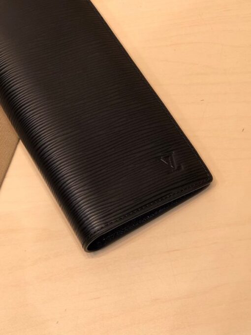 LV Wallet - Image 3