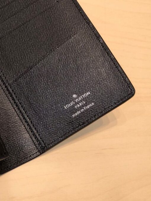 LV Wallet - Image 4