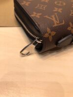 LV Wallet - Image 4