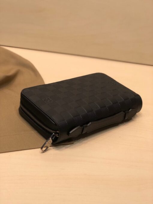 LV Wallet - Image 2