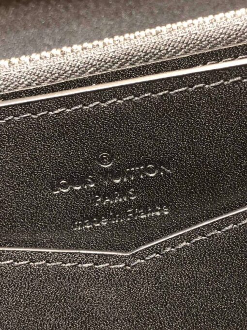 LV Wallet - Image 4