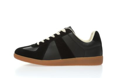 Classic Replica Leather Low Sneaker