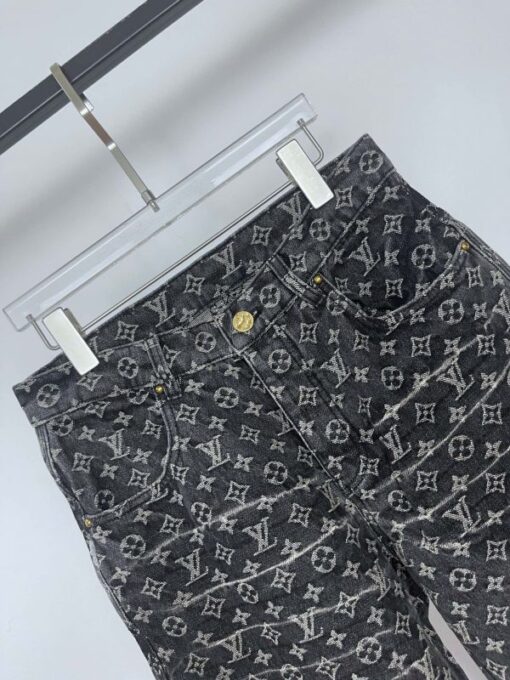 LV Jeans - Image 3