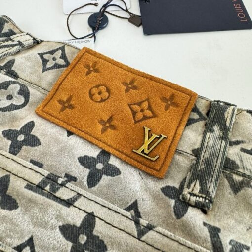 LV Jeans - Image 6