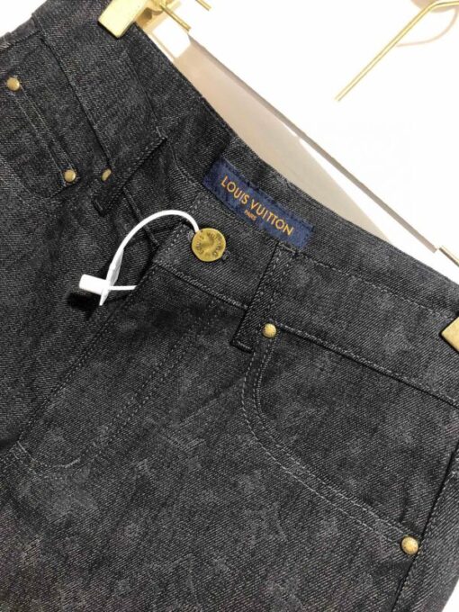LV Jeans - Image 3