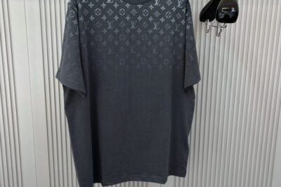 LV T-Shirt