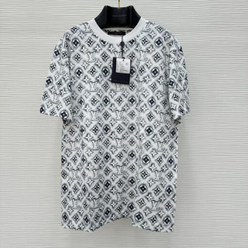 LV T-Shirt