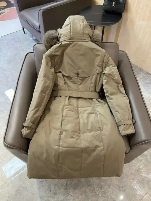 Burberry Women Jacket - Image 3