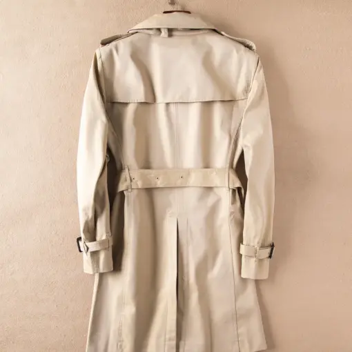 Burberry Women Jacket - Image 2
