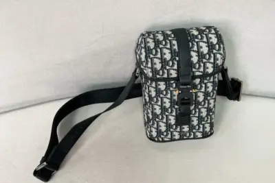 Dior Hit the Road Vertical Messenger Bag Beige