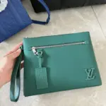 LV Takeoff Pouch Green