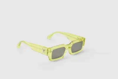 LV Clash Low Square Sunglasses Lemon