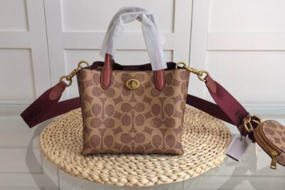 Coach Willow Tote Bag 18 in Signature Canvas