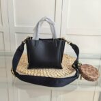 Coach Willow 18 Tote Bag In Leather Black - Image 2