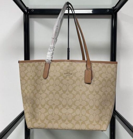 Coach City Tote In Signature Canvas Bag