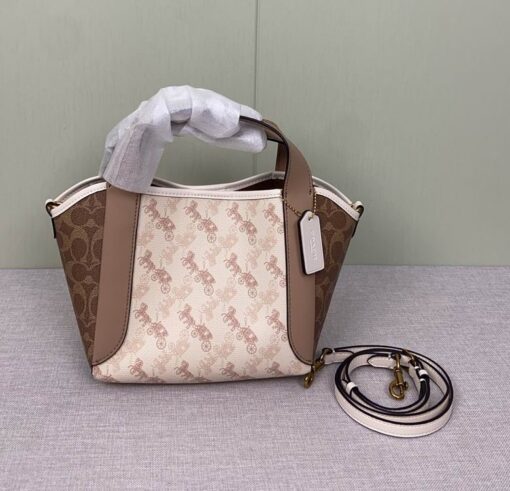 Coach Hadley Hobo 21 bag in Signature Canvas