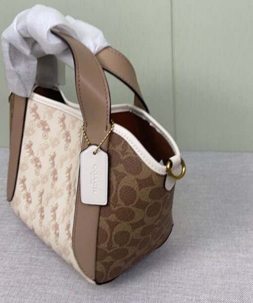 Coach Hadley Hobo 21 bag in Signature Canvas - Image 3