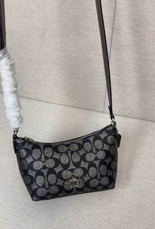 Coach Armpit Bag Black - Image 3