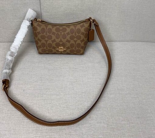 Coach Armpit Bag Brown