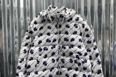 Balenciaga Down Jacket White With Black Logo