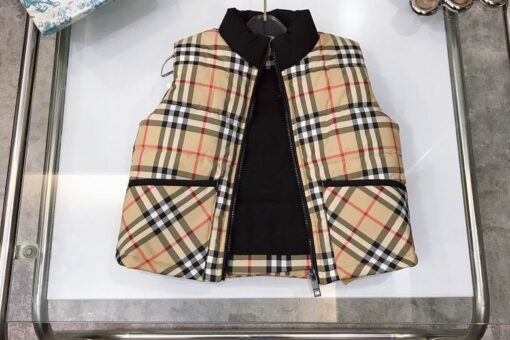 Burberry Reversible Check Puffer Gilet Sand Beige