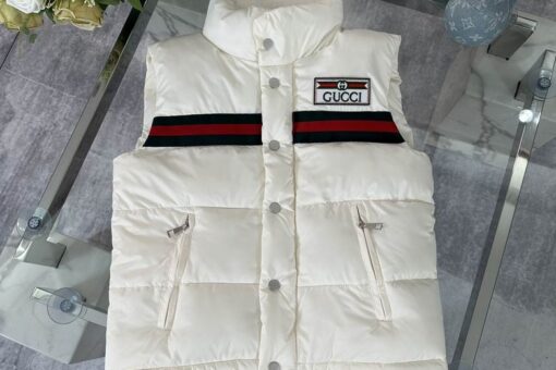 Gucci Logo-Patch Panelled Padded White