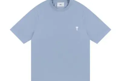 AMI Paris Cropped T-Shirt Sky Blue